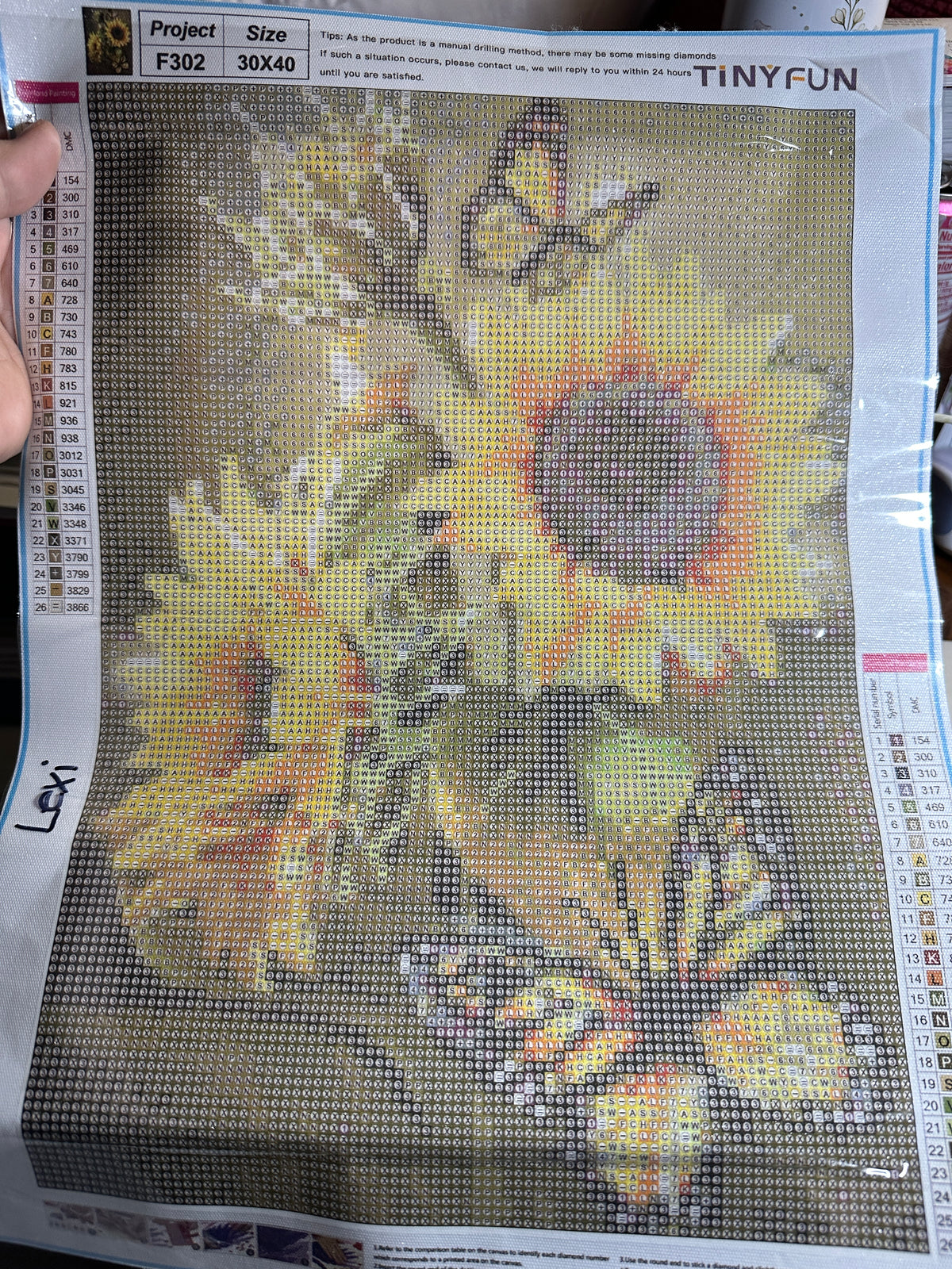 Golden Sunflowers & Butterflies Round Diamond Art Kit – 30 × 40 cm