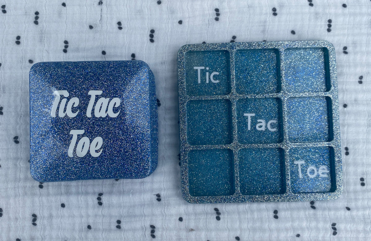 Custom Resin Game Sets — Handcrafted Chess, Checkers & Tic-Tac-Toe
