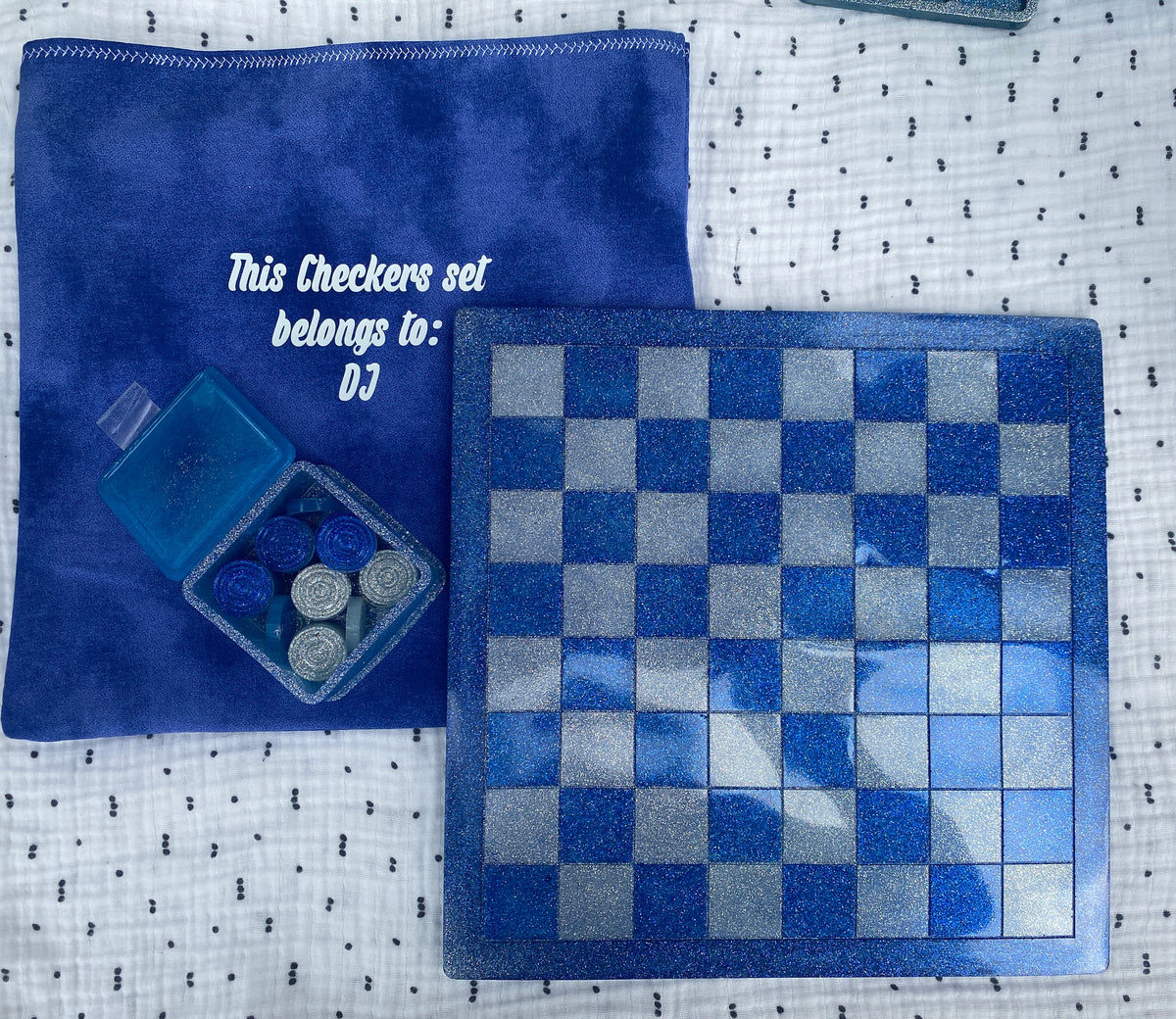 Custom Resin Game Sets — Handcrafted Chess, Checkers & Tic-Tac-Toe