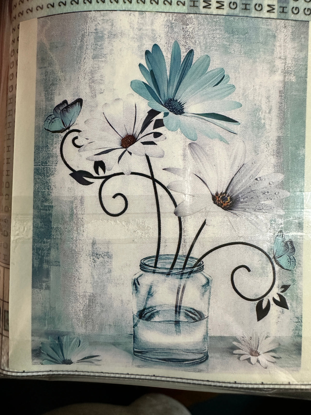 Daisy Vase Diamond Art Kit – Teal Blooms & Butterflies 30x40cm Round Drill