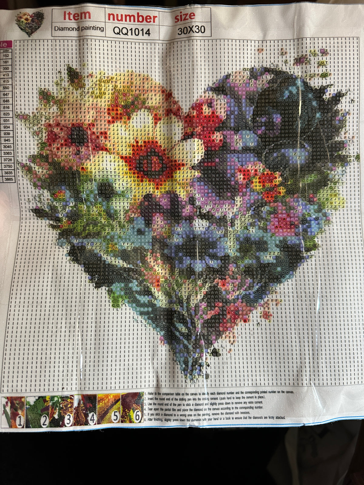 Spring Floral Heart Round Diamond Art Kit – 30 × 30 cm