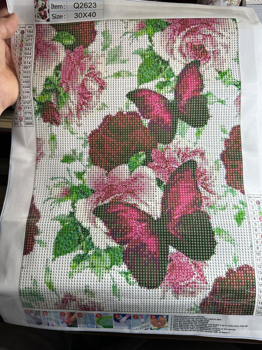 Red Roses & Butterflies Round Diamond Art Kit – 30 × 40 cm
